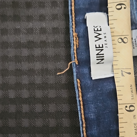 Nine West, Gramercy Slim Straight, Jeans, Size 6 - Picture 8 of 12